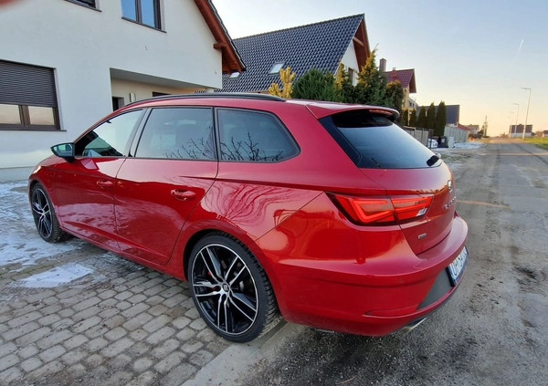 Seat Leon cena 96000 przebieg: 80000, rok produkcji 2018 z Krapkowice małe 154